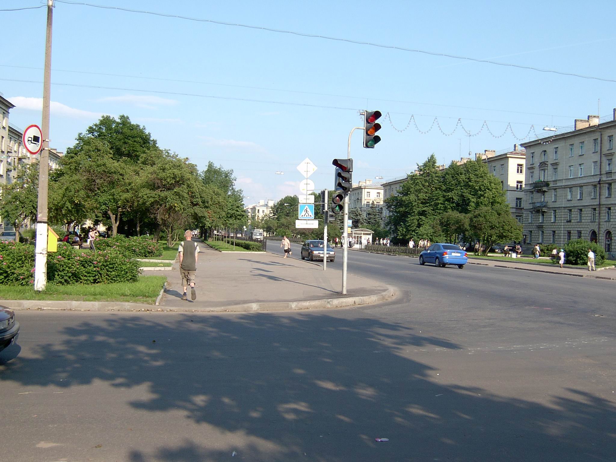 Улицы колпино. Улицы города Колпино. Главная улица г.Колпино пр.Ленина. Колпино Ленинградская улица. Колпино въезд в город.